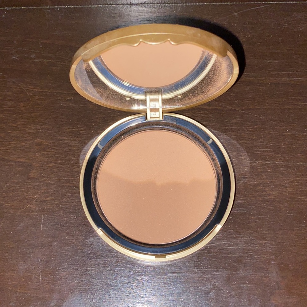 Two Faced Bronzer Contour